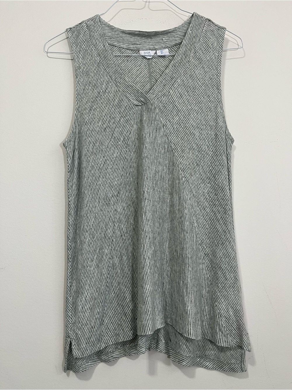 Sigurd Olsen Women's 100% Linen Sleeveless Top V-neck Gray Striped Sz L Coastal
